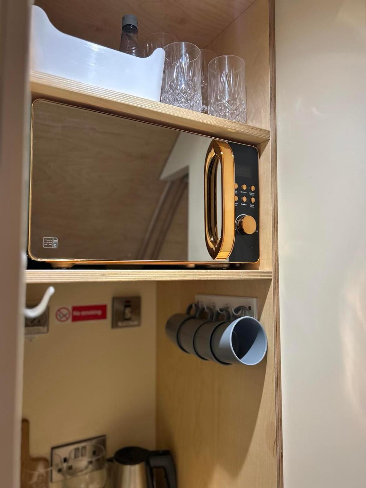 Glenarm Castle Ocean View Pods Ξενοδοχείο Εξωτερικό φωτογραφία